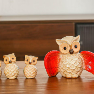 Retro Painted Owl Family of Four Ornament Set